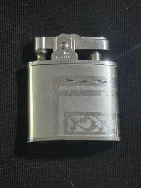 Vintage Excello Shurlite Table Silver Lighter